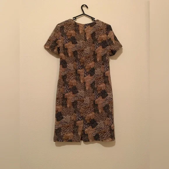 Silk Animal Print Business Casual Dress - Picture 4 of 15